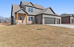 174 E Kelce Lane, Republic, MO 65738