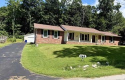 265 W Windsor Circle, Bowling Green, KY 42101