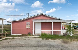 158 Stockmen Ln, Maxwell, TX 78656