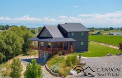 981 Road 18, Powell, WY 82435