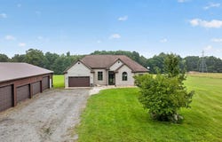 6302 County Farm Road, Jackson, MI 49201