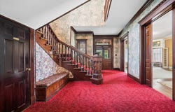 214 S STATE Street, Elgin, IL 60123