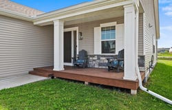 1836 Fields Drive, Carver, MN 55315