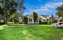 48 Cypress Pt, Wimberley, TX 78676