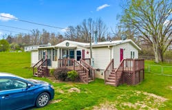 242 Cowan Lane, LaFollette, TN 37766