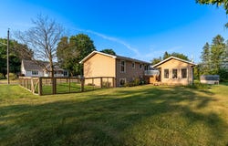 203 E Blackhawk Ave, Stetsonville, WI 54480