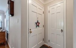 1438 Hawthorne Road, Grosse Pointe Woods, MI 48236
