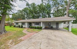 2119 O'Leary Lane, Columbus, MS 39702