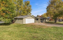 805 Golf Avenue SW, Pine City, MN 55063