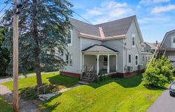 22 Ash Street, Waterville, ME 04901