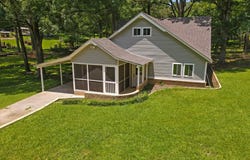 319 Rogers Avenue, BRUCE, MS 38915