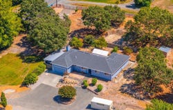 4336 Hessel Road, Sebastopol, CA 95472