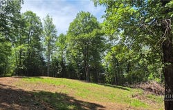 439 Howell Road, Lansing, NC 28643