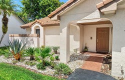 2067 Montpeliar, Weston, FL 33326