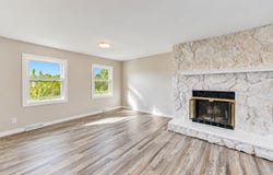 952 Hanover Lane, Dyer, IN 46311