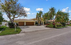 2141 NE 29th Street, Lighthouse Point, FL 33064