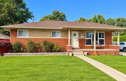 22001 Dorion Street, Saint Clair Shores, MI 48082
