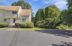 104R Fordway Extension, Derry, NH 03038