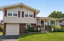 2266 SPRUCE ST, EWING, NJ 08638