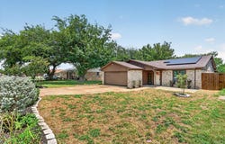 624 Hallvale Drive, White Settlement, TX 76108
