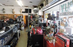 239 S MAIN ST, WALDRON, AR 72958