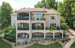 1163 Beacon Pointe Circle, Lake Ozark, MO 65049