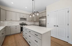 9318 Pleasant Avenue, Tinley Park, IL 60487