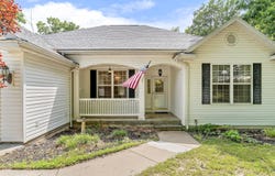 52 Crown Drive, Branson West, MO 65737