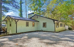 52 Lake Jordan Drive, Flat Rock, NC 28731