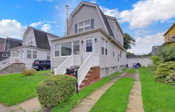 342 E Walnut Street, Long Beach, NY 11561