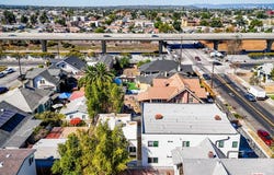 324 W 51st St, Los Angeles, CA 90037