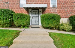 466 RIVELY Avenue, COLLINGDALE, PA 19023