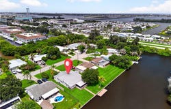 241 14th Place, Vero Beach, FL 32960