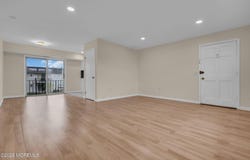 10 Maine Court, Matawan, NJ 07747