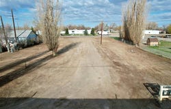 1325 N 7th St, Greybull, WY 82426