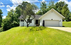 55794 Bel Haven, Bellaire, OH 43906