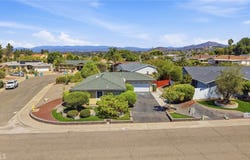 11934 Callado, San Diego, CA 92128