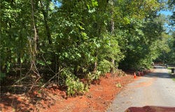 Guest Circle, Anderson, SC 29621