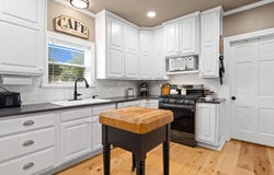 918 N Montgomery St, Gilmer, TX 75644