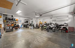 5205 W 37th St, Sioux Falls, SD 57106-1119