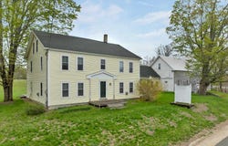 79 High Street, Pittsfield, NH 03263