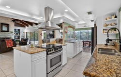 1367 CAMPBELL Street, ORLANDO, FL 32806
