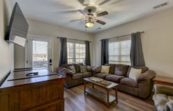 9 Bermuda Drive, Branson West, MO 65737