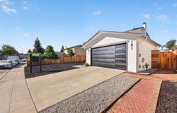 5 Greentree Cir, Milpitas, CA 95035