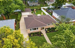863 S Cedar Avenue, Elmhurst, IL 60126