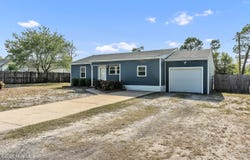 33 Riegel Drive, Hubert, NC 28539