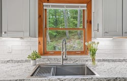 4 Jackson Hill Rd, Leverett, MA 01054