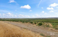 24013 Arena Valley Rd, Parma, ID 83660