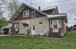 112 E Strait Street, Gilman, IA 50106