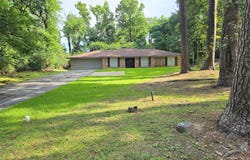 910 Twilight Lane, Center, TX 75935